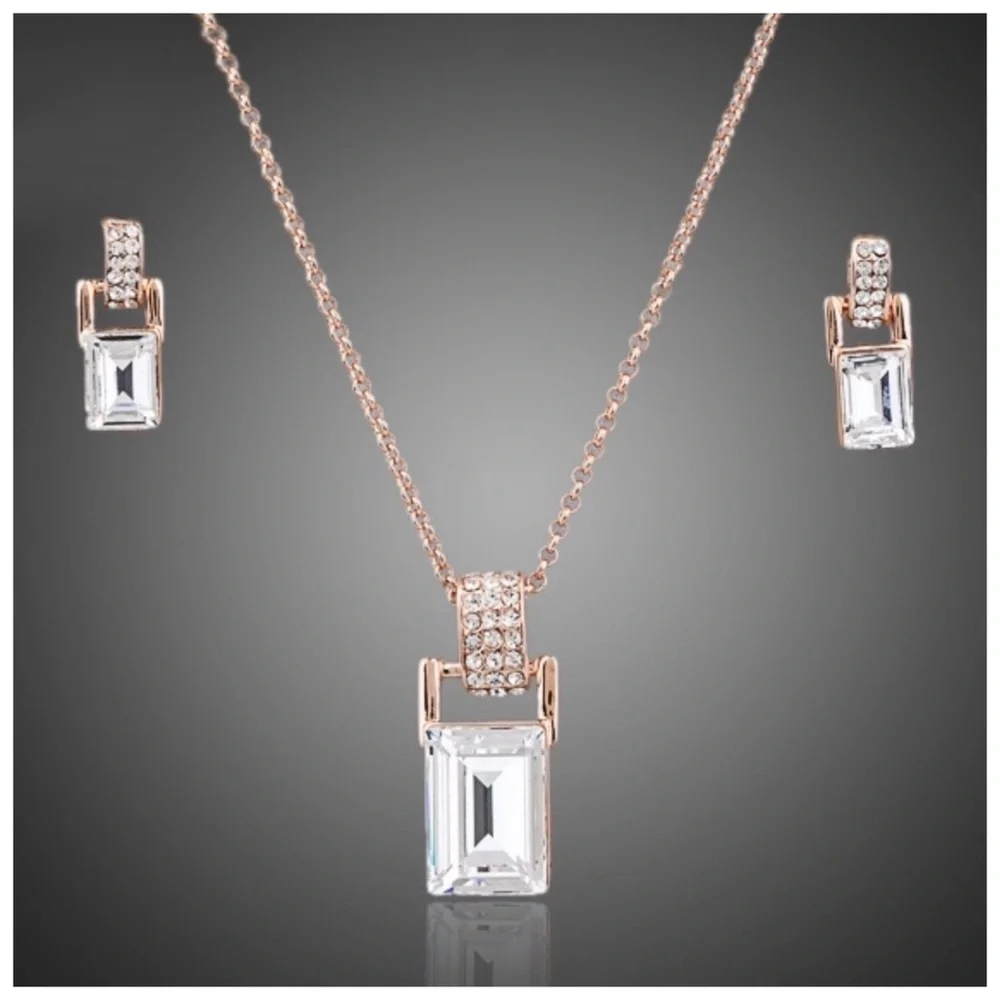 Art Deco Simulated Diamond The Gilda Necklace Set - Picture 3 of 5